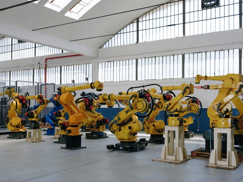 Robot industriali usati FANUC disponibili a stock