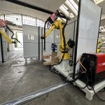 Robot Fanuc M-16iB in fase di revisione meccanica per l’integrazione in un’isola robotizzata di saldatura TIG